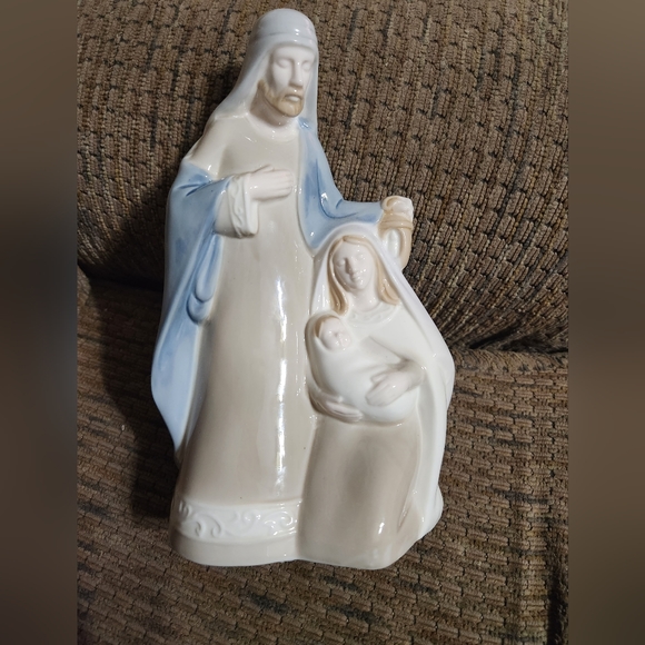 Nativity Scene Ceramic Figure Jesus Mary Joseph Glossy 10in Beautiful - Picture 8 of 9